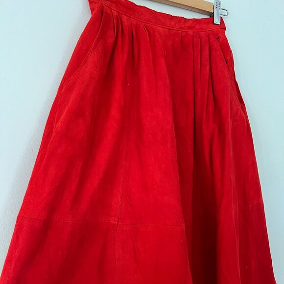 Unique Vintage Red Lamb Suede Skirt - Pockets! 24 waist - Picture 2 of 3